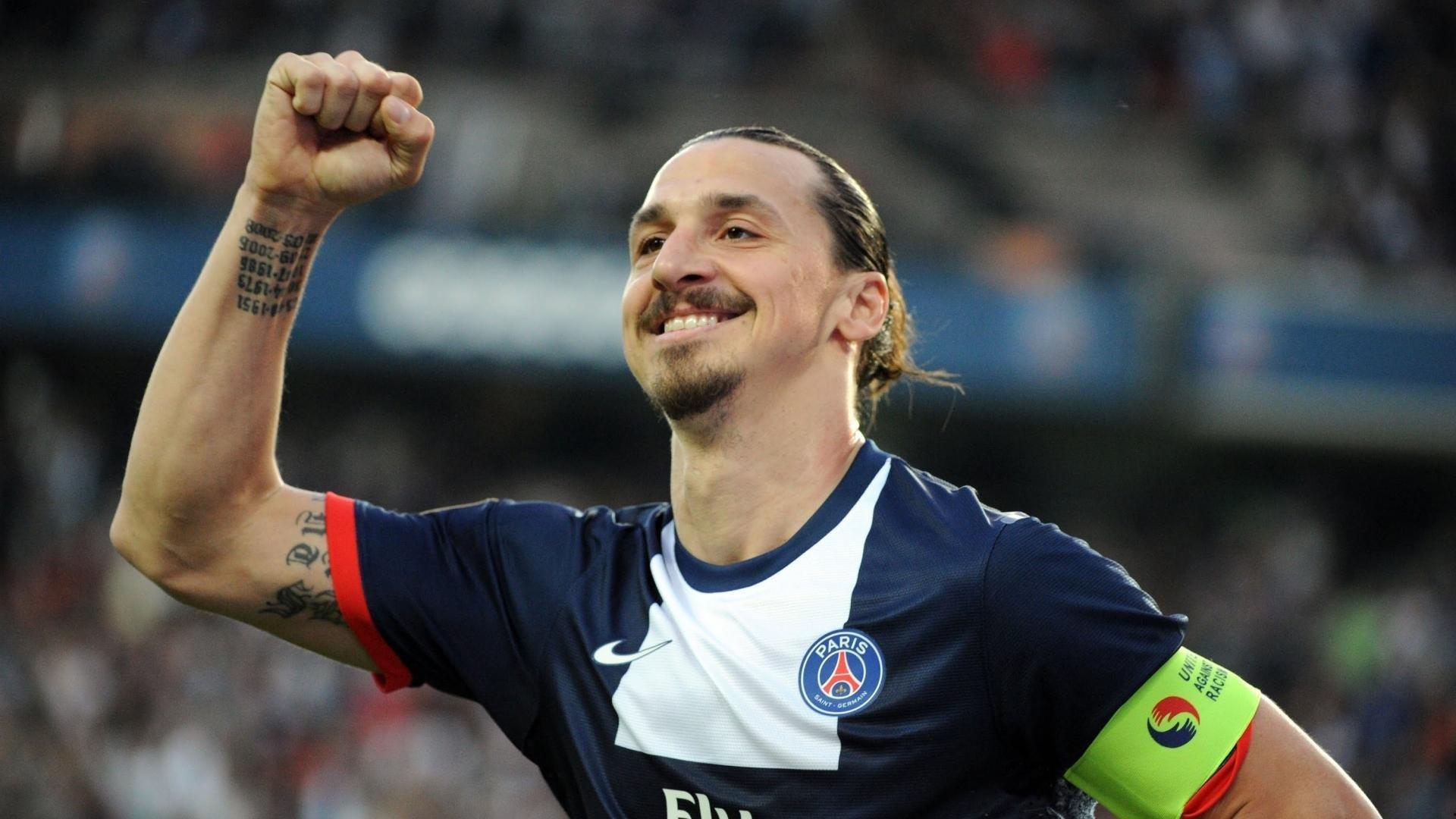 葡萄牙核心再获殊荣!B费蝉联曼联四月最佳,梅努世界波斩获月度最佳进球